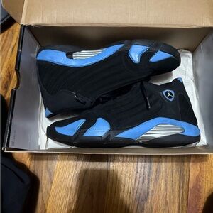 Men's Jordan university blue  Black and Blue Athletic Shoes